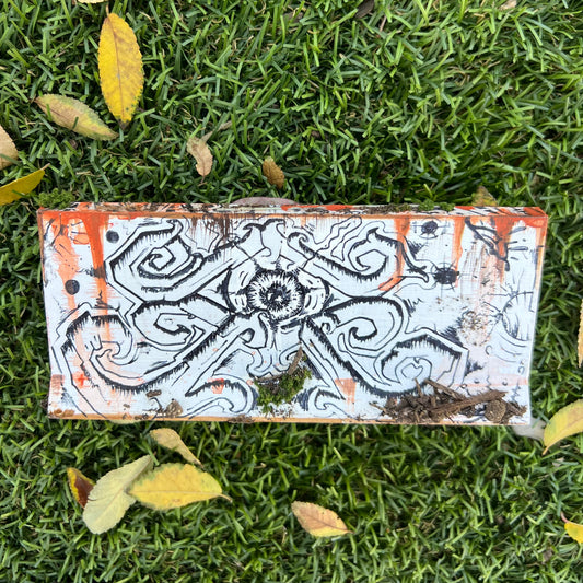 Custom Eye Skull &  Aliens Weathered Graffiti Barrier