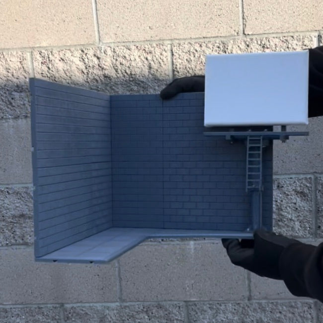 Diorama Stackable Extendable Brick Wall, Sidewalk & Billboard Set up