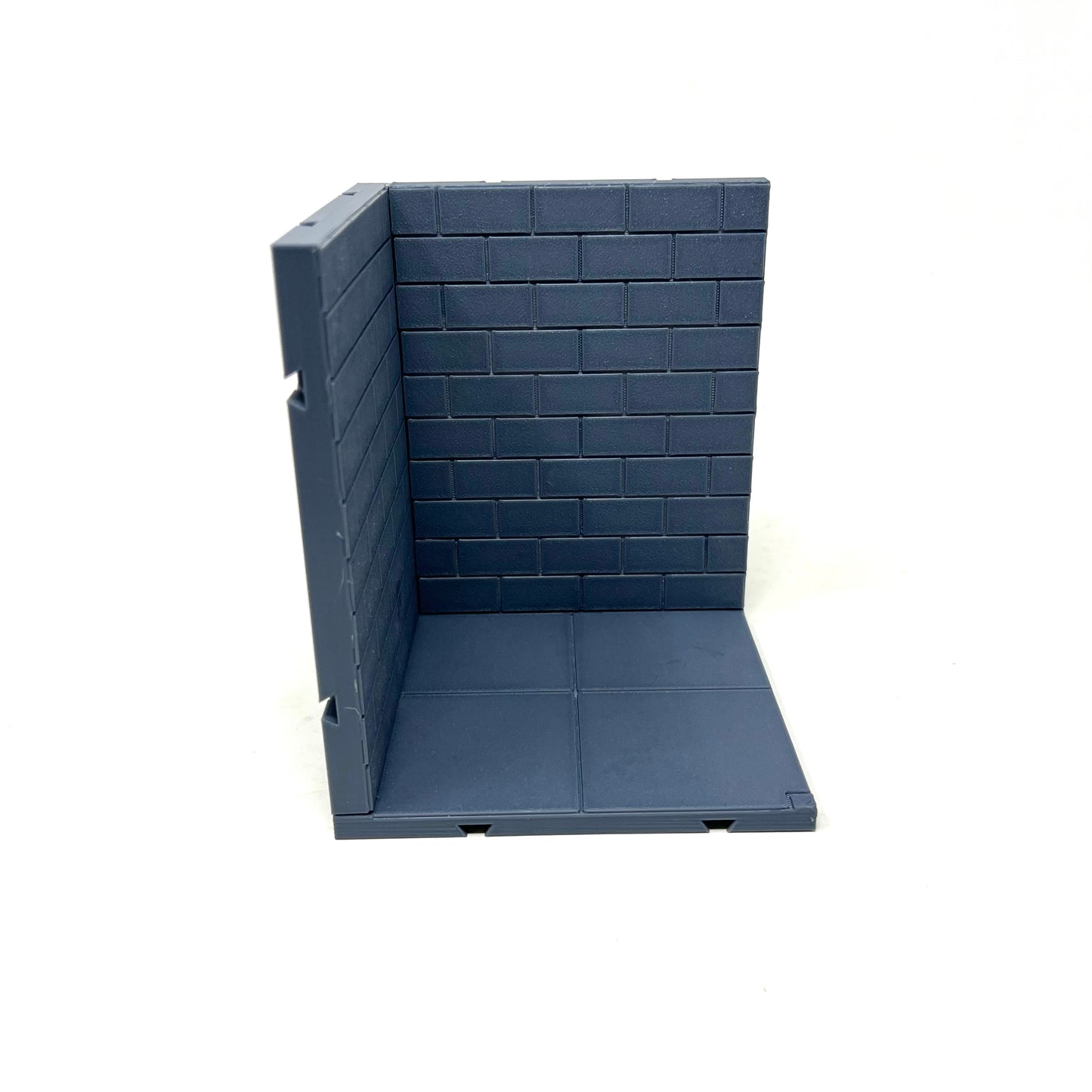 Diorama Stackable Extendable Brick Wall Corner with Sidewalk
