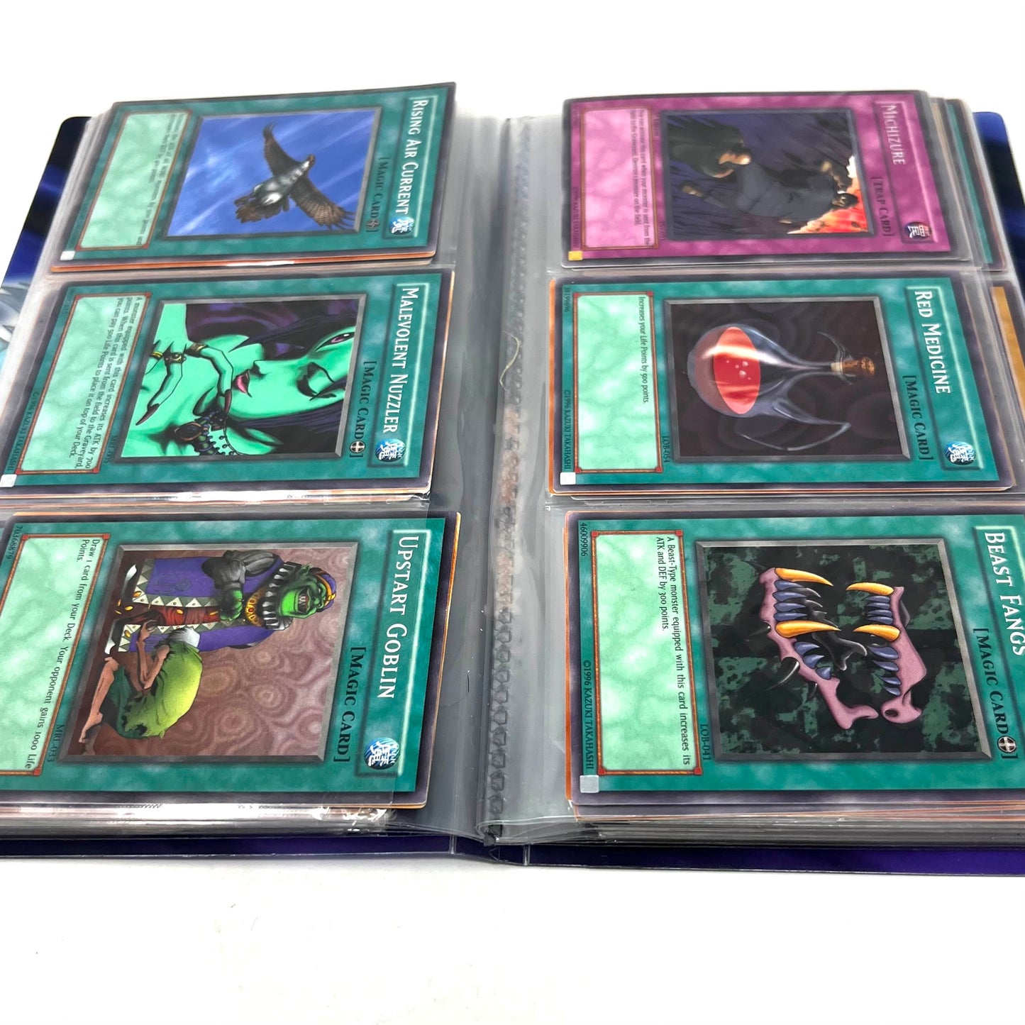 Konami Yugioh Yu-Gi-Oh 118 Trading Card Lot With Album