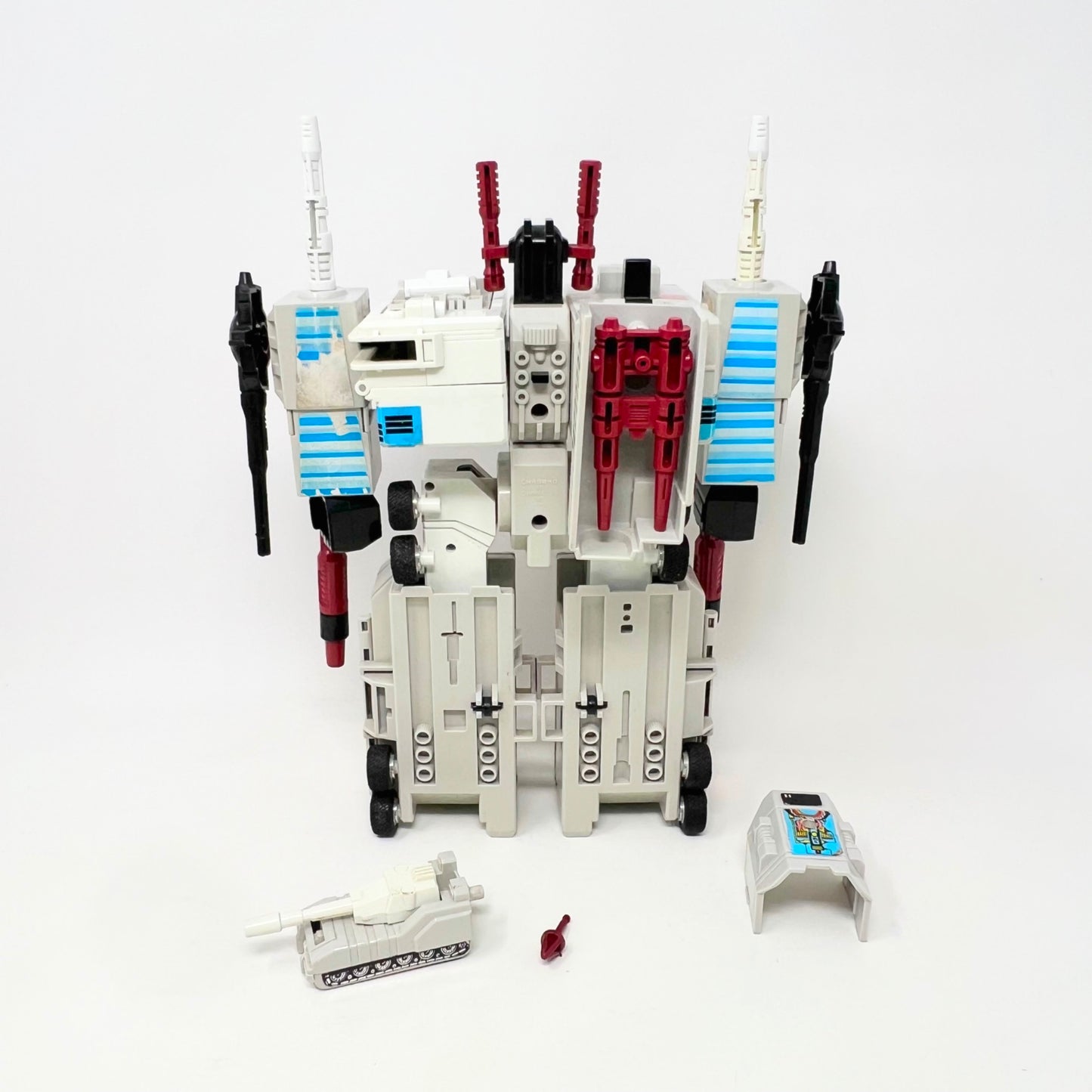 Vintage 1986 Transformers G1 Metroplex Action Figure